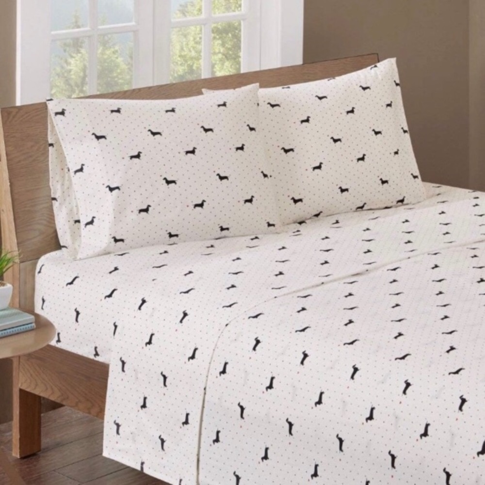 HipStyle Dachshund Weiner Dog Dot Queen Sheets - Picture 7 of 8